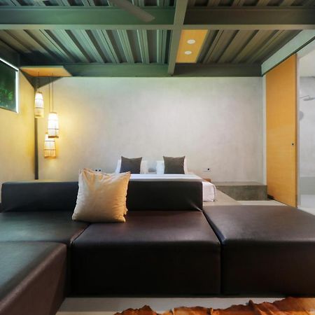 Clio Apartment Seminyak  Ngoại thất bức ảnh