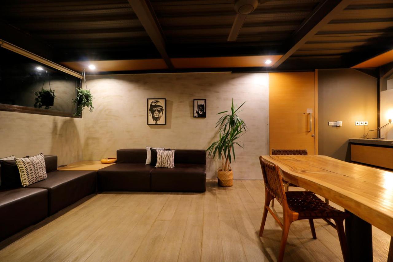 Clio Apartment Seminyak  Ngoại thất bức ảnh