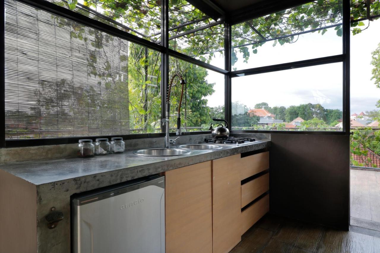 Clio Apartment Seminyak  Ngoại thất bức ảnh